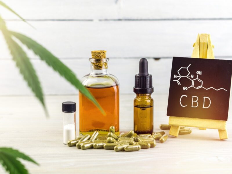 Kaj je CBD kanabidiol in kako deluje formula